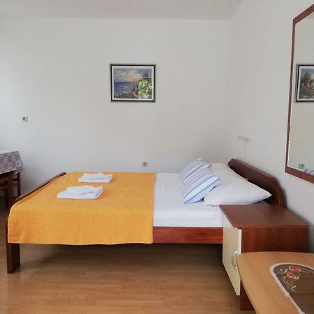 Apartments Nada - 100 M From Beach กาลี ภายนอก รูปภาพ